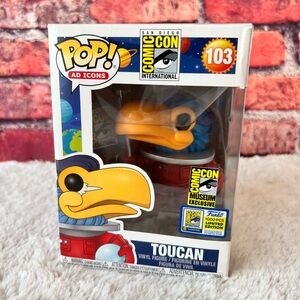 RARE 2020 Funko Pop Comic Com Museum Exclusive Red Astronaut Toucan